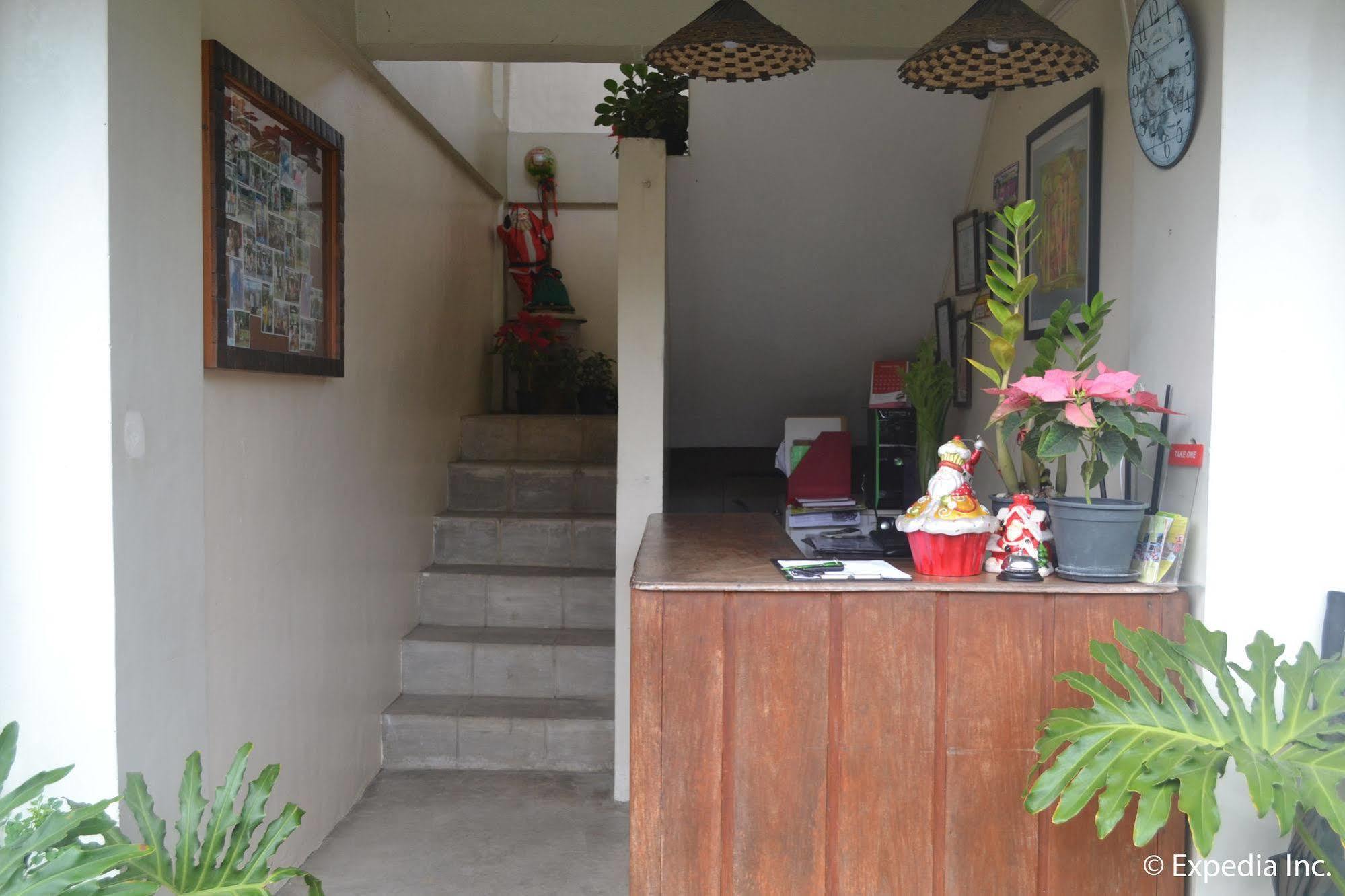 Lazea Tagaytay Inn Tagaytay City Esterno foto